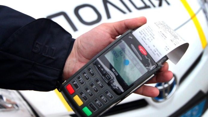 Українських водіїв незаконно штрафують на 3400 грн: причини