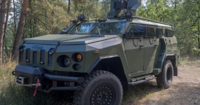 Українська бронетехніка представила нову модифікацію бронеавтомобіля «Новатор»