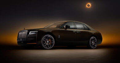 Rolls-Royce присвятив особливий Ghost Black Badge сонячному затемненню