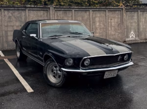 В Україні засвітився культовий Ford Mustang 1960-х (Фото)