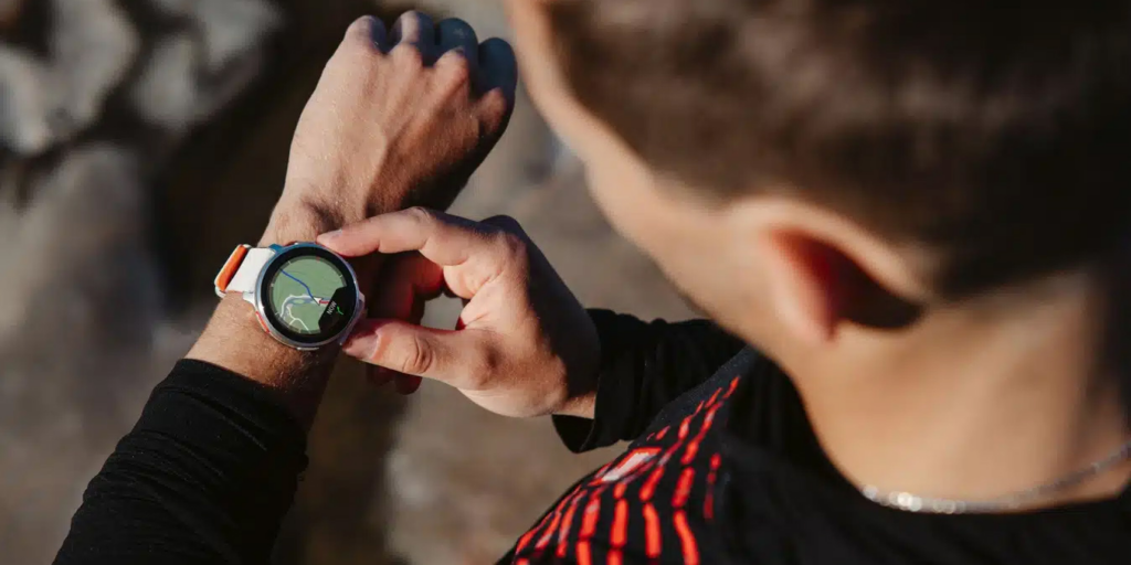 Представлено спортивний годинник Polar Vantage V3 з GPS і офлайн-картами