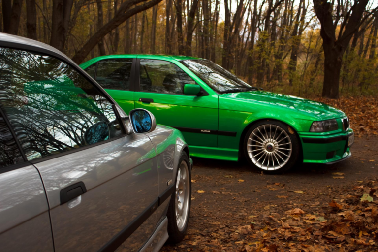 Стало відомо, автомобілі яких кольорів найчастіше купують українці