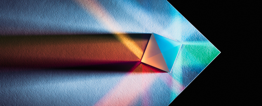 350-річна теорема розкриває "глибокий" зв'язок між властивостями світла