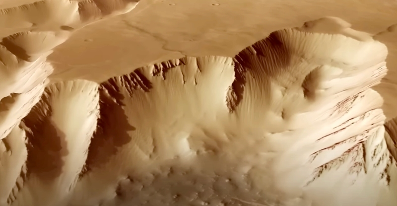 Європейське космічне агенство показали, як виглядає дивовижний політ через Марс
