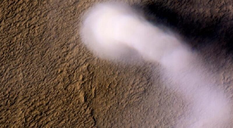 “Пиловий диявол” заввишки у 2 км: в NASA показали могутнє погодне явище на Марсі