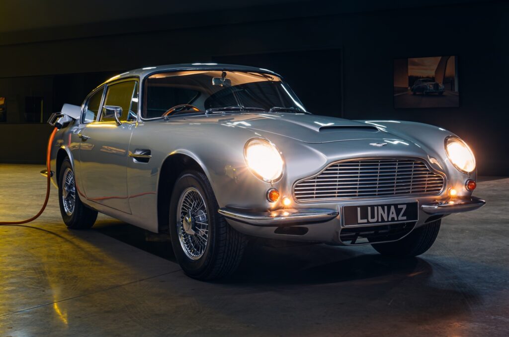 Класичний Aston Martin DB6 отримав салон із біоматеріалів