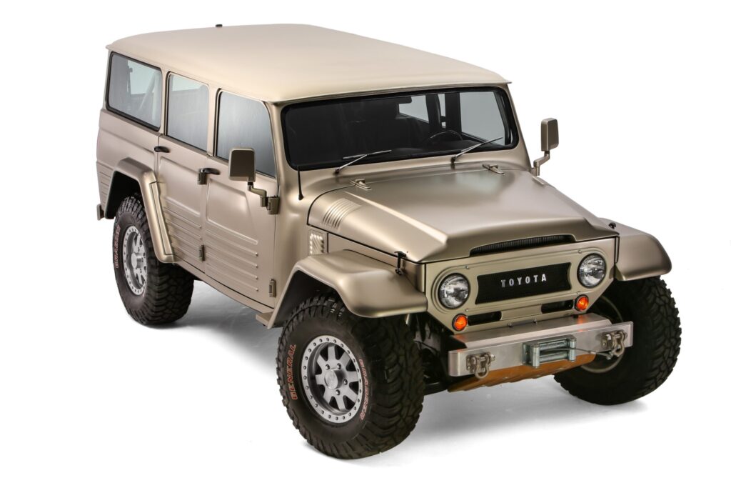 Toyota перетворила класичний позашляховик Land Cruiser на рестомод Retro Cruiser