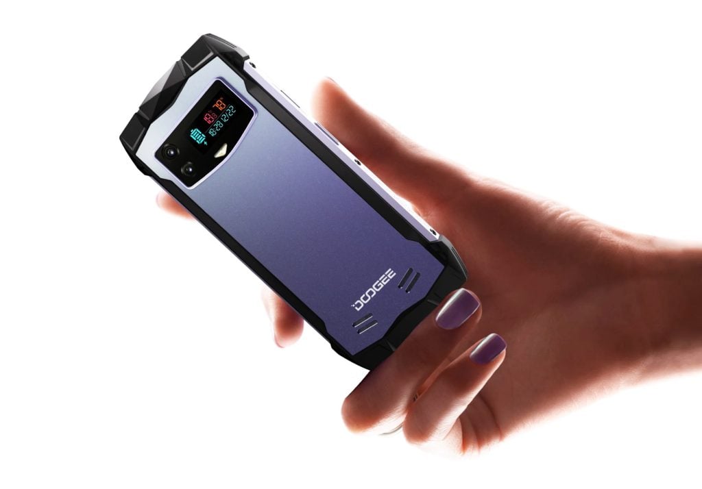 Представлено компактний смартфон Doogee Smini з 4,15-дюймовим IPS-дисплеєм, сертифікацією IP68 та IP69