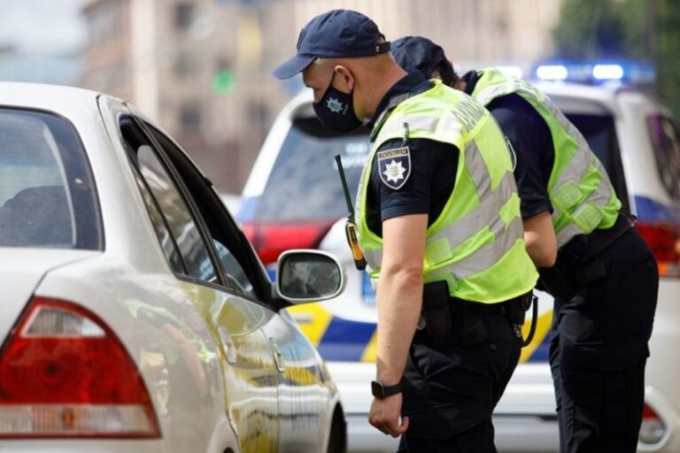 Чому водії в Україні порушують ПДР: названо ТОП-5 причин