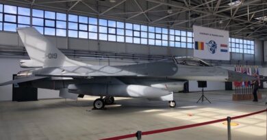 У Румунії урочисто відкрили центр підготовки пілотів F-16 де будуть тренуватися українці