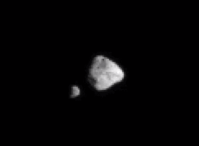 Зонд NASA виявив прихований сюрприз під час прольоту повз астероїд