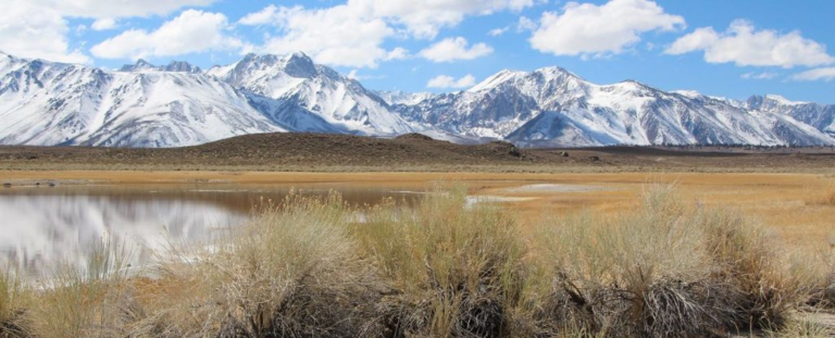 Вчені попереджають, що гігантський супервулкан у Каліфорнії спить, але він неспокійний