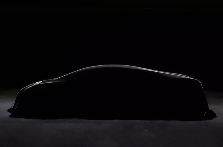 Новий гіперкар Bugatti отримає двигун V16 і "прозору приборку"