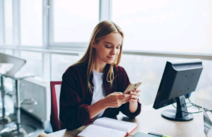 Ліміт на соцмережі поліпшив стан психіки та якість роботи