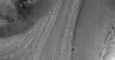 В Мережі показали крижаний потік на Марсі (фото)