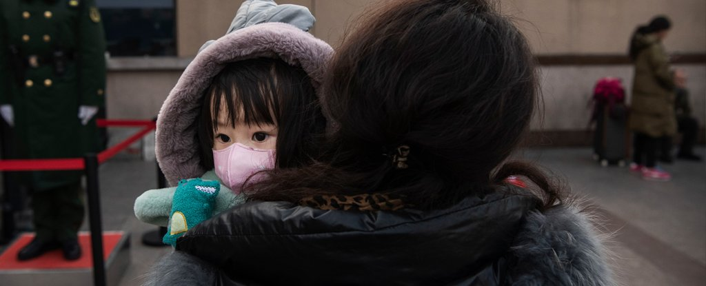 Спалахи пневмонії зараз вражають дітей у багатьох країнах світу