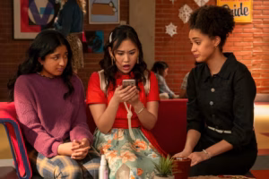 Лікарі виявили небезпечний часовий поріг у використанні смартфонів підлітками