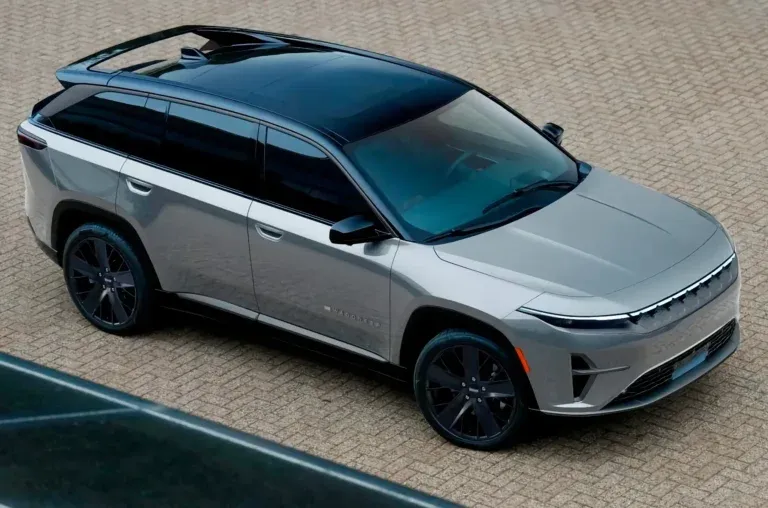 Jeep помилково показав завчасно новий Wagoneer S