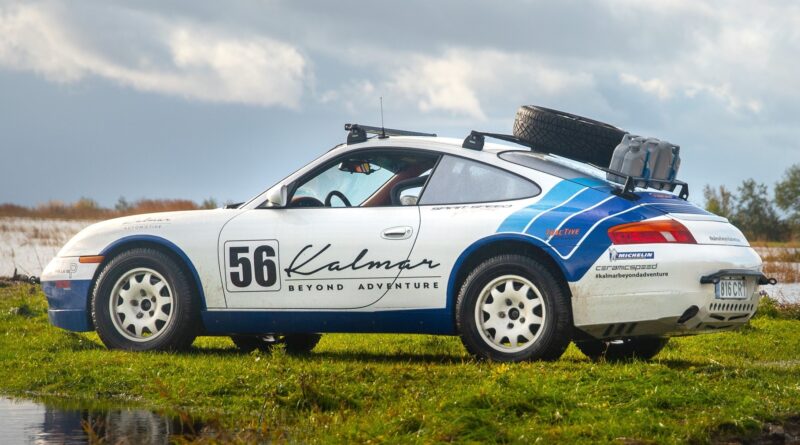 Старий Porsche 911 перетворили на аналог нового 911 Dakar