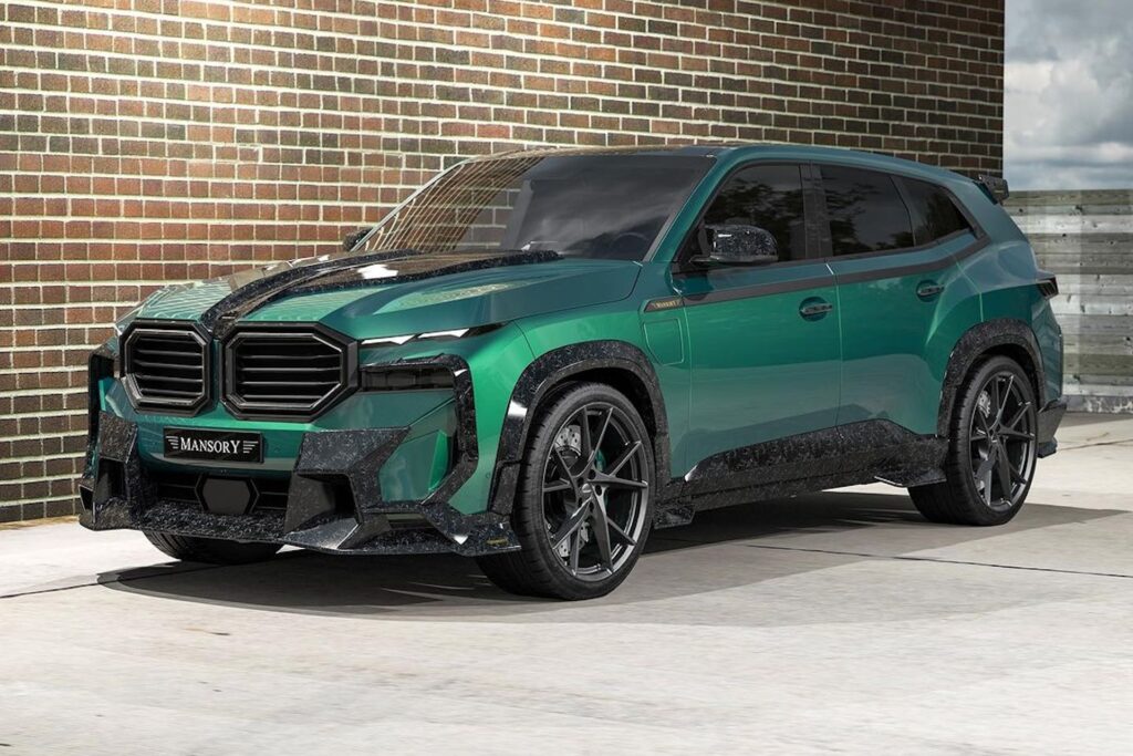 Ательє Mansory прикрасило карбоном суперкросовер BMW XM