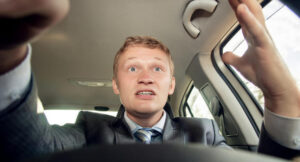 В Україні різко подорожчала вартість оформлення посвідчення водія, складання іспитів та реєстрація авто