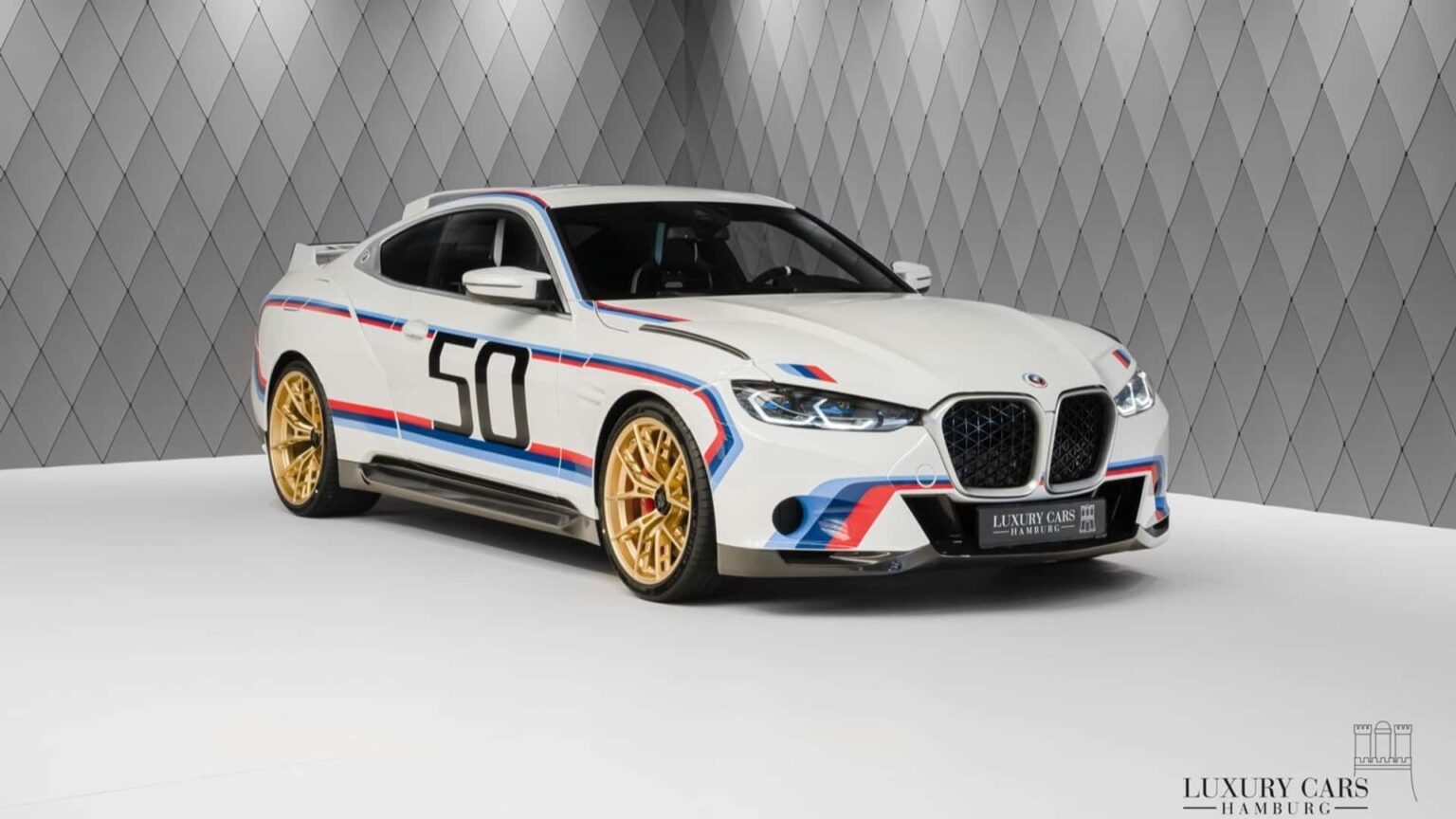 Рідкісне купе BMW 3.0 CSL виставили на продаж за величезні гроші