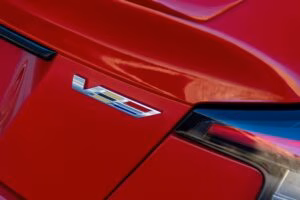 Cadillac випустить "заряджені" електрокари у фірмовій лінійці V-Series