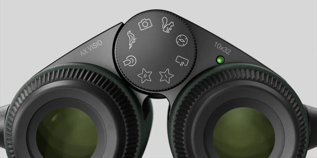 Swarovski Optik представила смарт-бінокль AX Visio, що розпізнає птахів і звірів