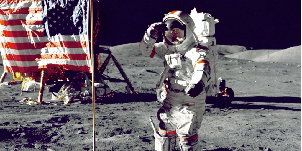 Глава NASA заявив, що американські астронавти опиняться на Місяці раніше за китайців