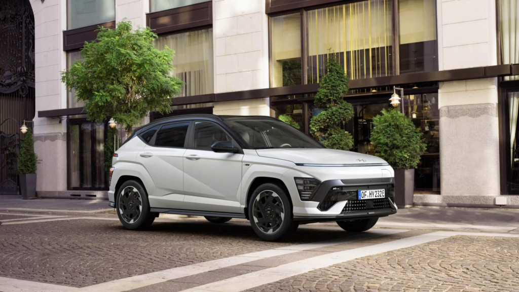 Hyundai вирішила представити спортивну версію електричного кросовера Kona