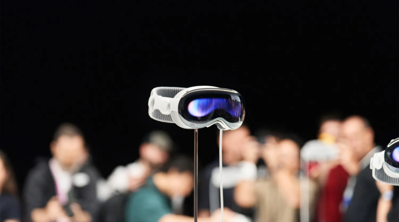 Перші попередні замовлення на Apple Vision Pro вже відправляються покупцям