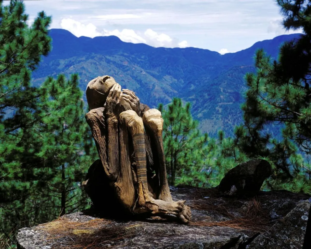Стародавні "Вогняні мумії" Філіппінських гір під загрозою знищення