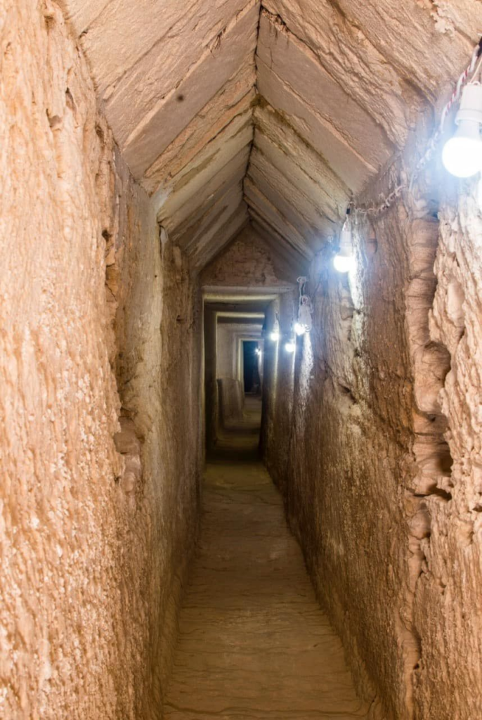Археологи, які шукали гробницю Клеопатри, знайшли "геометричне диво"