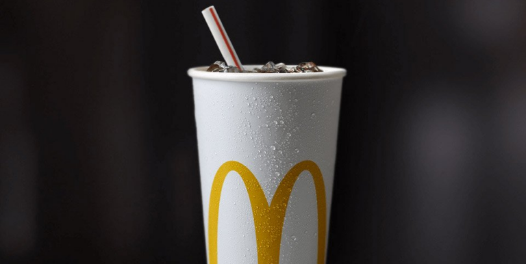 McDonald’s розкрив таємницю, чому Кока-Кола в їхніх закладах смачніша