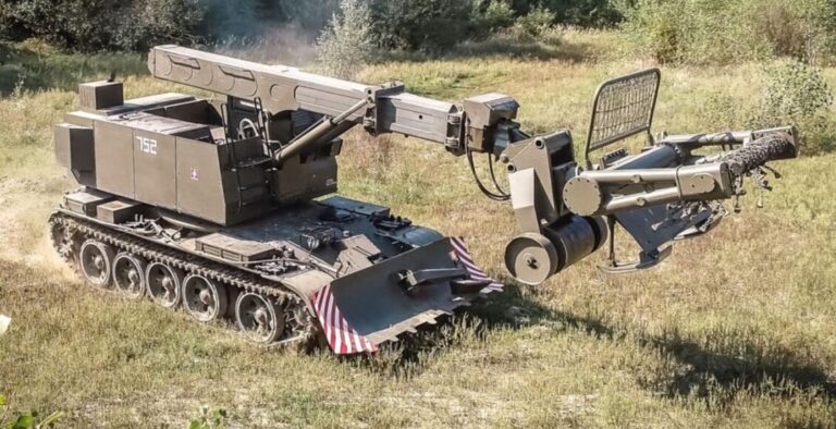 Словаччина надасть ЗСУ розумну техніку: роботизовану машину розмінування з штучним інтелектом
