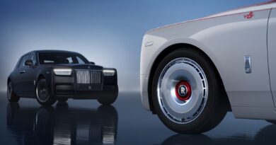 Компания Rolls-Royce выпустила коллекцию машин к Китайскому Новому году