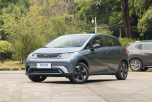 Хетчбек BYD Dolphin оновився і подешевшав