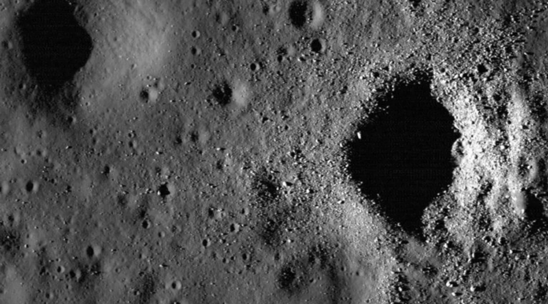 Китайська місія знайшла на Місяці небачений раніше мінерал