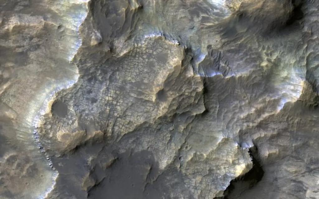 Молодий Марс міг мати більше вулканічної активності, схожої на земну, ніж вважалося