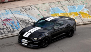 В Україні засвітився рідкісний заряджений Ford Mustang (Фото)