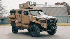 Пикап Ford превратили в брутальный броневик для дорог общего пользования