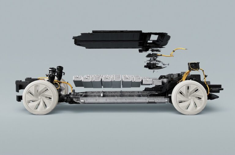 Компанія Volvo прискорить заряджання електрокарів на 30 відсотків