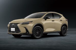 Компанія Lexus поліпшила кросовер NX для Японії