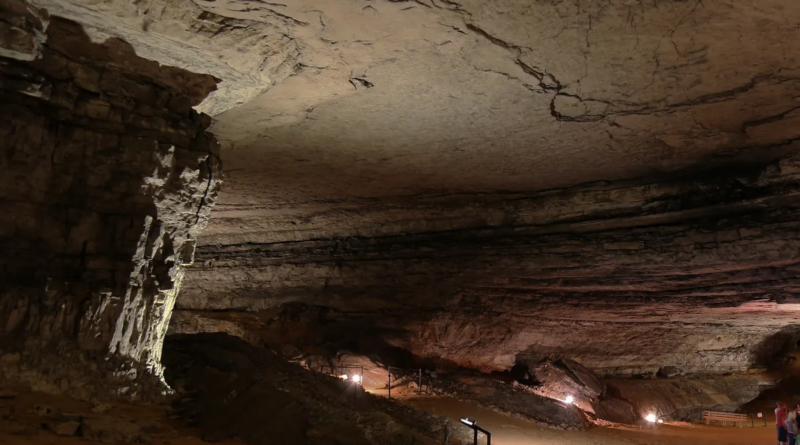 Національний парк "Мамонтова печера" - це дім для найдовшої печерної системи у світі