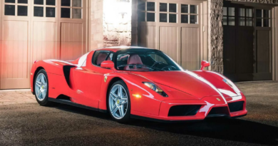У ДТП розбили рідкісний колекційний суперкар Ferrari за $4 мільйони (фото)