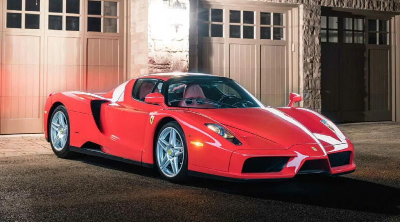 У ДТП розбили рідкісний колекційний суперкар Ferrari за $4 мільйони (фото)