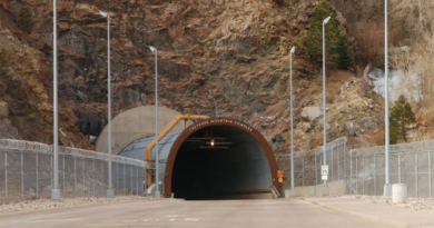 Американський гірський комплекс Шайєнн може витримати 30-мегатонну ядерну бомбу