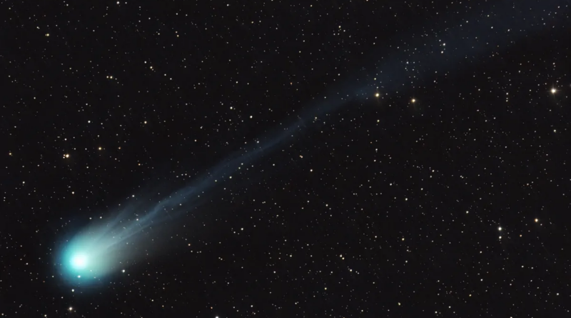 "Комету диявола" нарешті можна побачити неозброєним оком під дуже темним небом