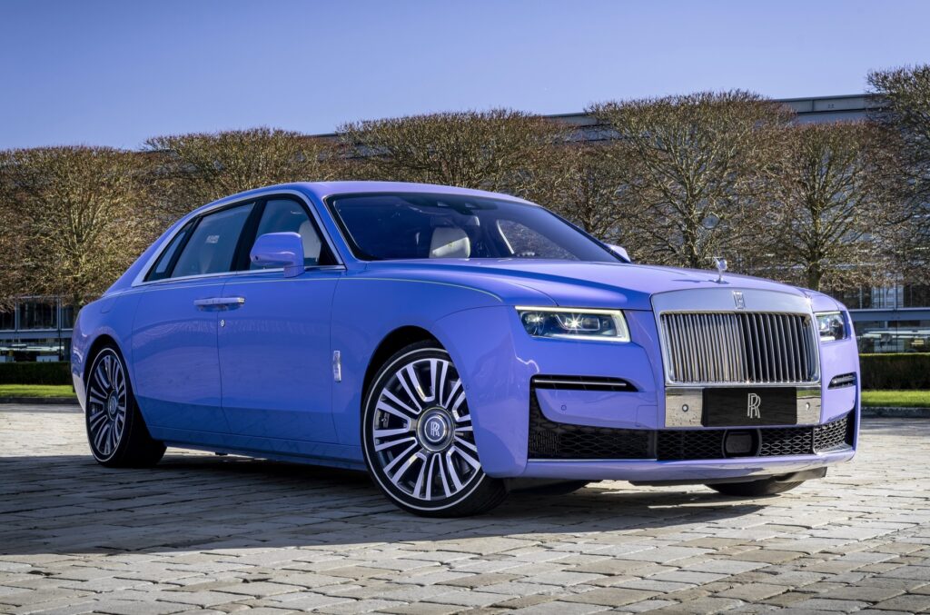 Компанія Rolls-Royce показала три унікальні автомобілі із серії Spirit of Expression