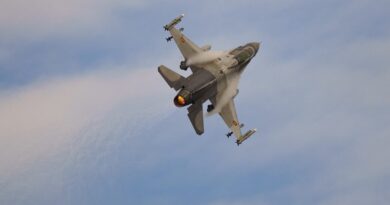 Підготовка українських пілотів на F-16 у США та Данії майже завершена